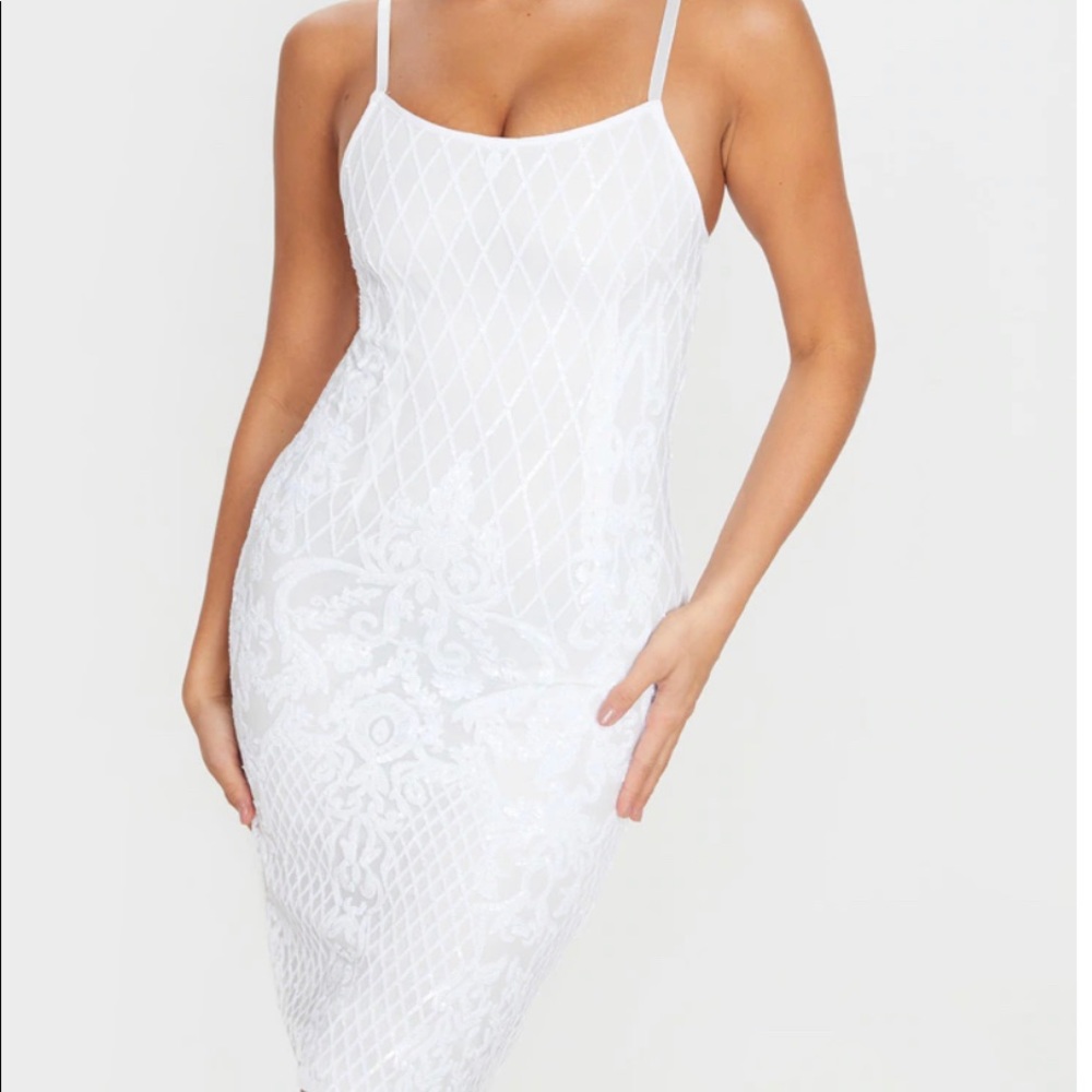 WHITE COCKTAIL DRESS